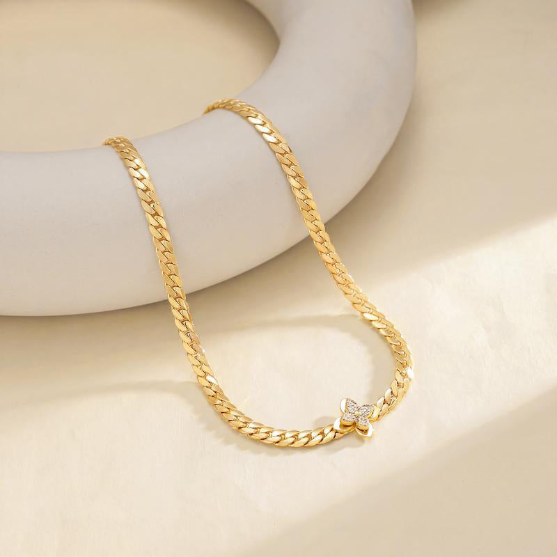 Collier & Bracelet Pendentif Fleur en Acier Inoxydable – Finition Dorée & Zirconium