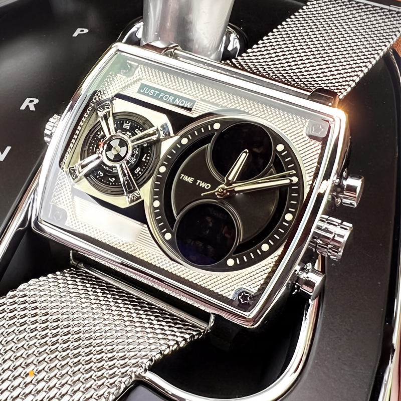 Montre Carrée Lumineuse pour Hommes avec Double Chronographe
