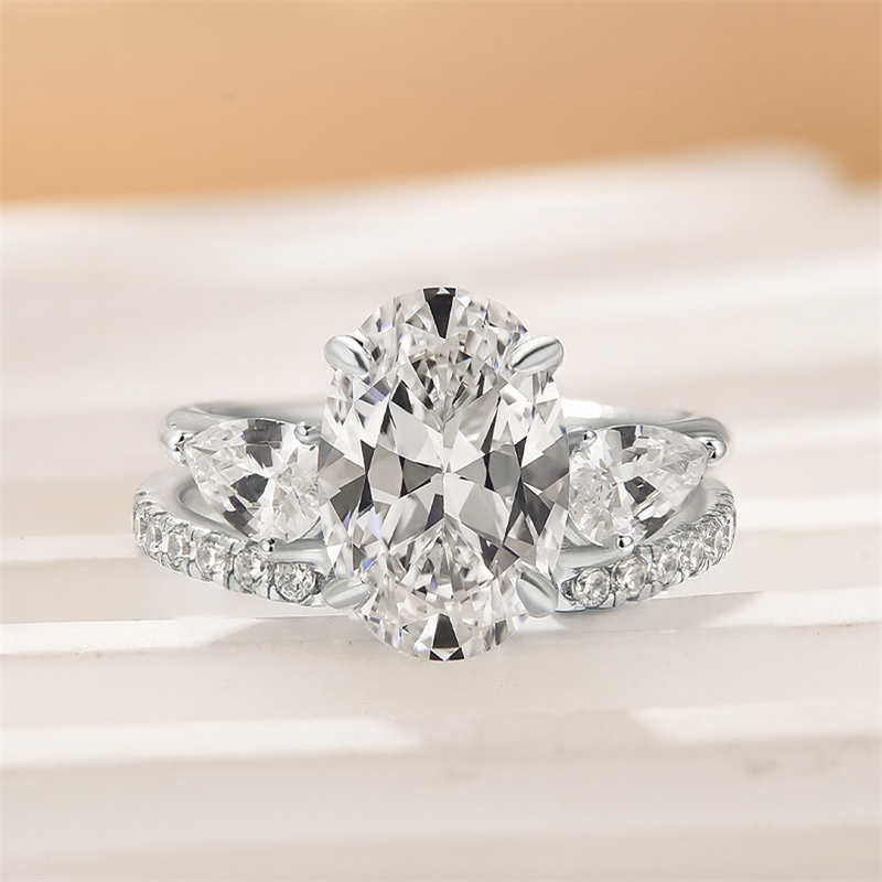 50% de Réduction – Bague Goutte d'Eau Ajustable Ouverte Strass Scintillant